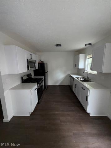3443 E 104th Street Cleveland OH 44104