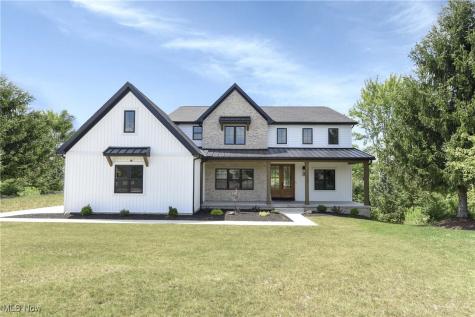 17440 Sawgrass Circle North Royalton OH 44133