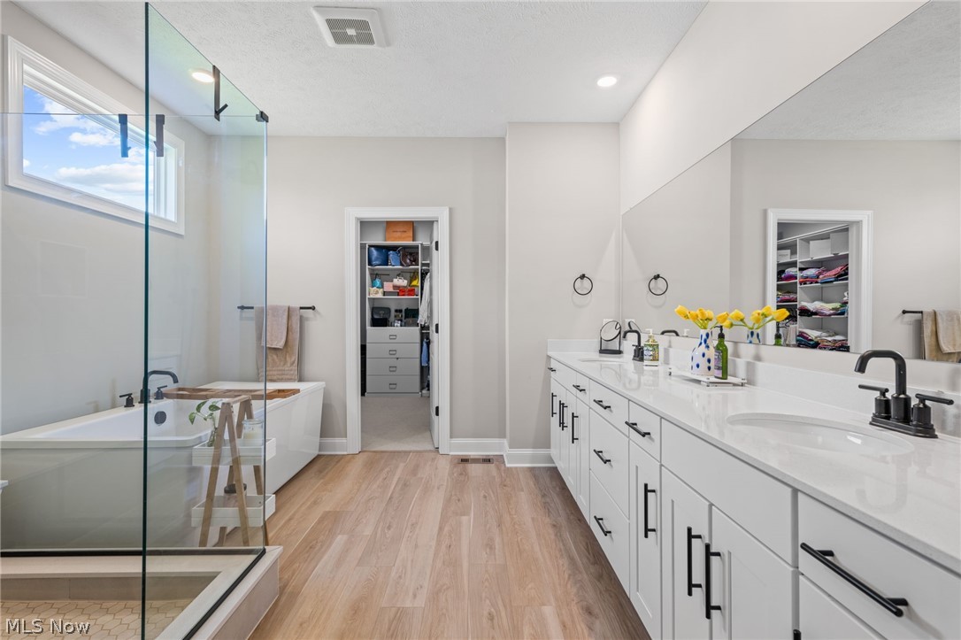 233 Lake Balaton Drive Orange OH 44128