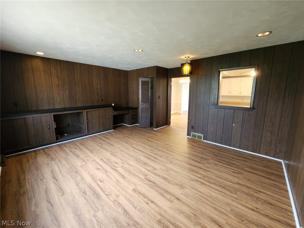 4093 Bexley Boulevard South Euclid OH 44121