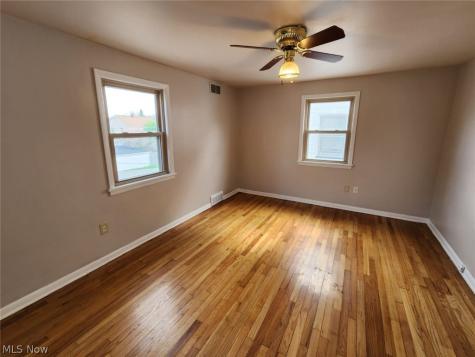4093 Bexley Boulevard South Euclid OH 44121