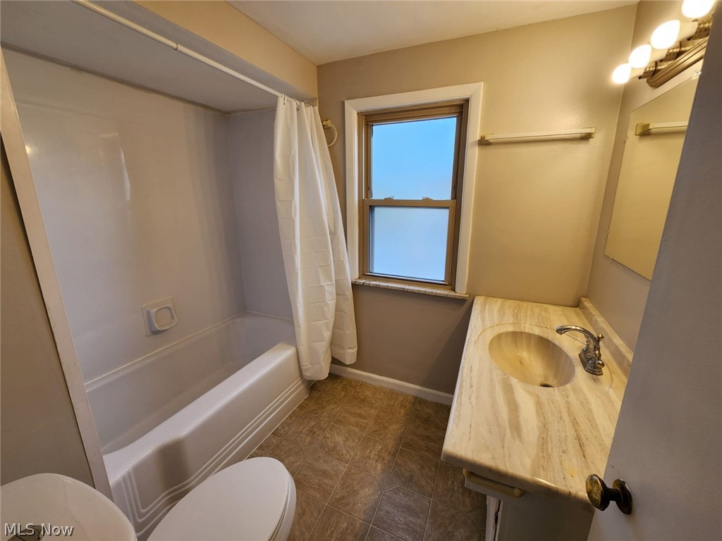 4093 Bexley Boulevard South Euclid OH 44121