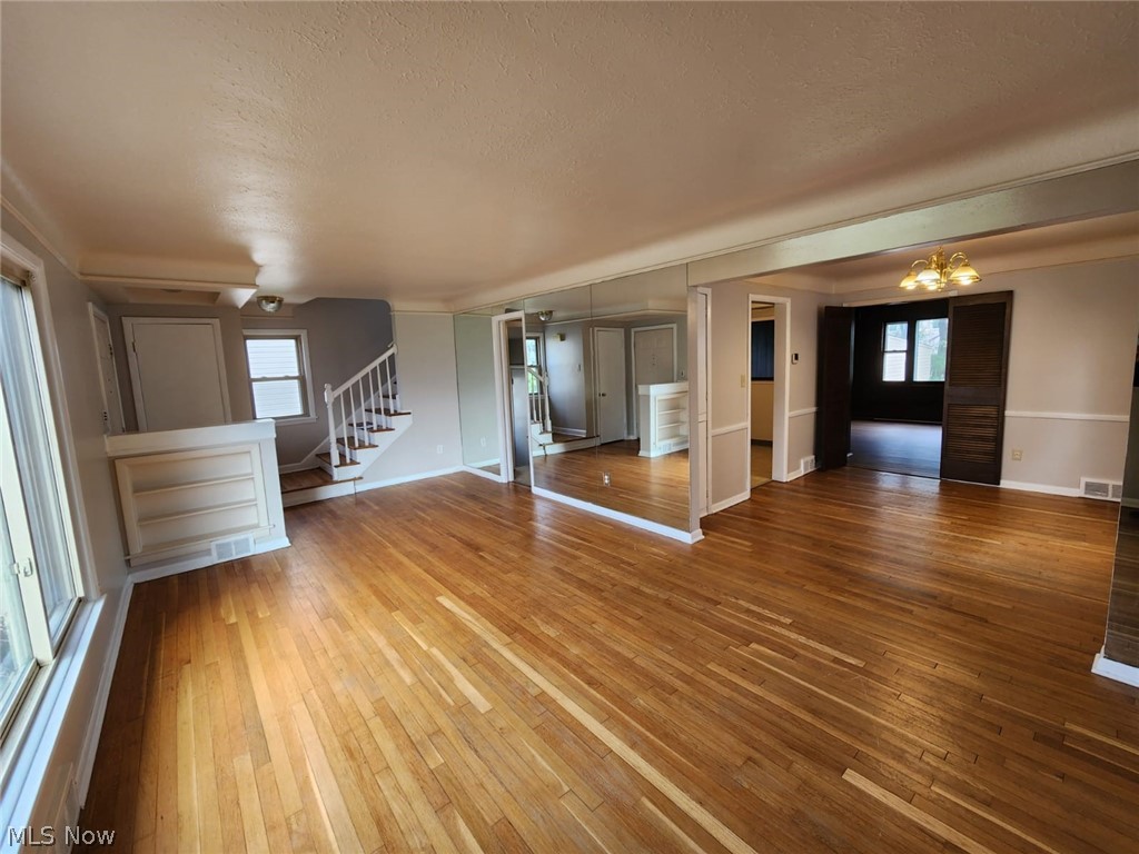 4093 Bexley Boulevard South Euclid OH 44121