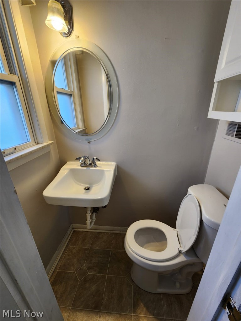 4093 Bexley Boulevard South Euclid OH 44121