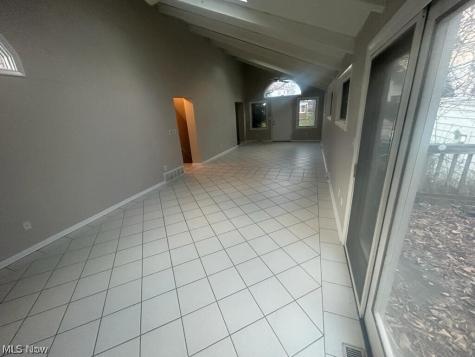 2079 S Green Road South Euclid OH 44121