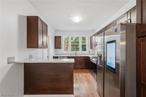 5502 Courtland Court Cleveland OH 44102