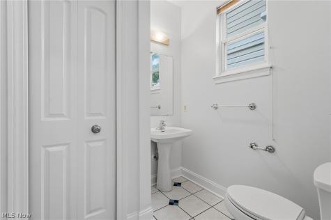 5502 Courtland Court Cleveland OH 44102
