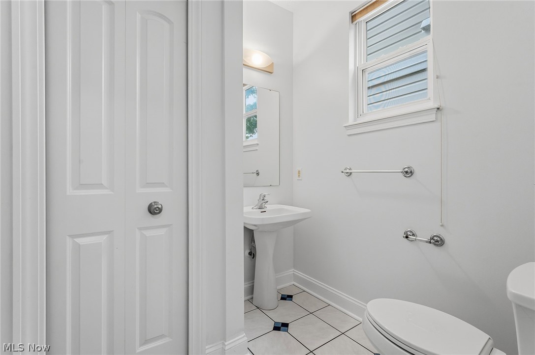5502 Courtland Court Cleveland OH 44102