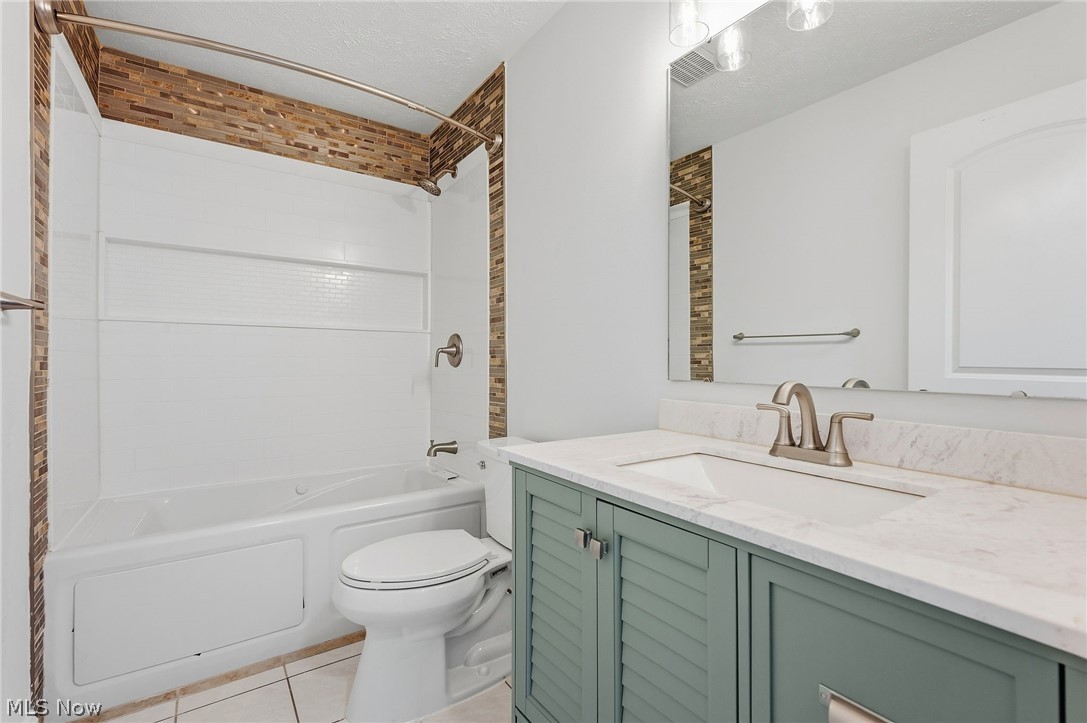 5502 Courtland Court Cleveland OH 44102