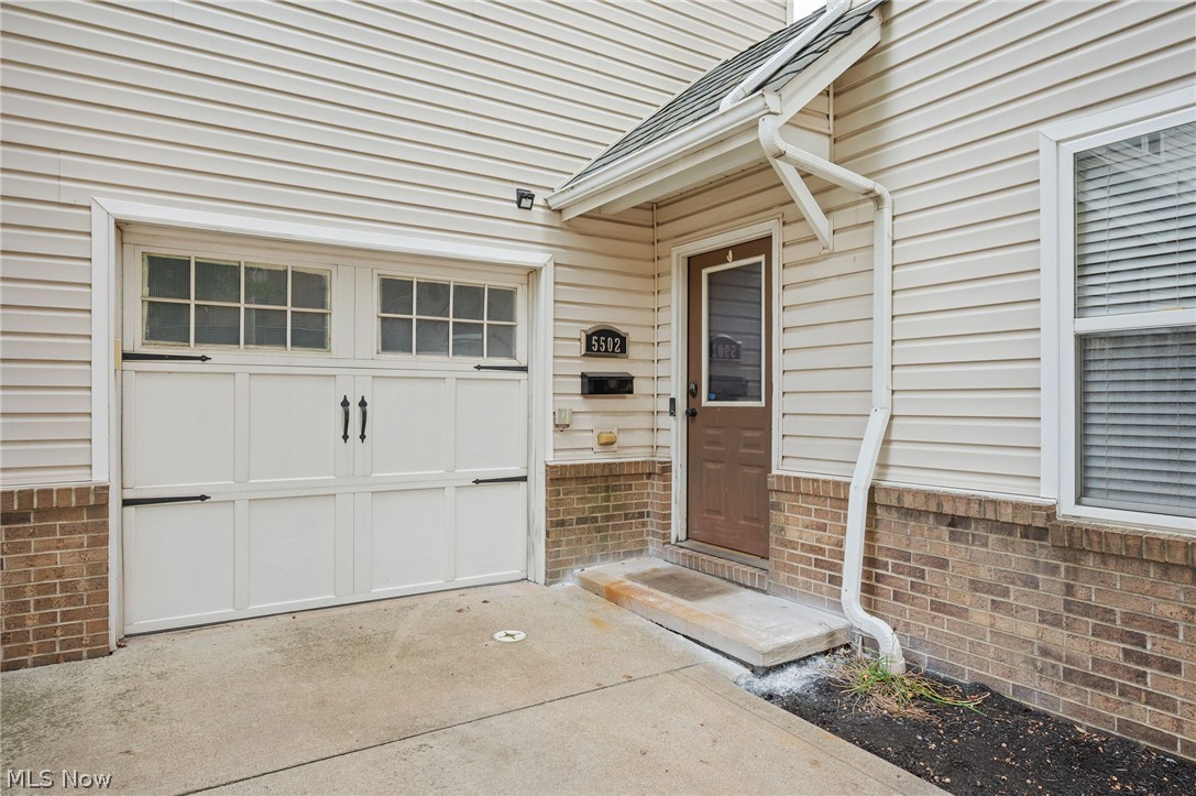 5502 Courtland Court Cleveland OH 44102
