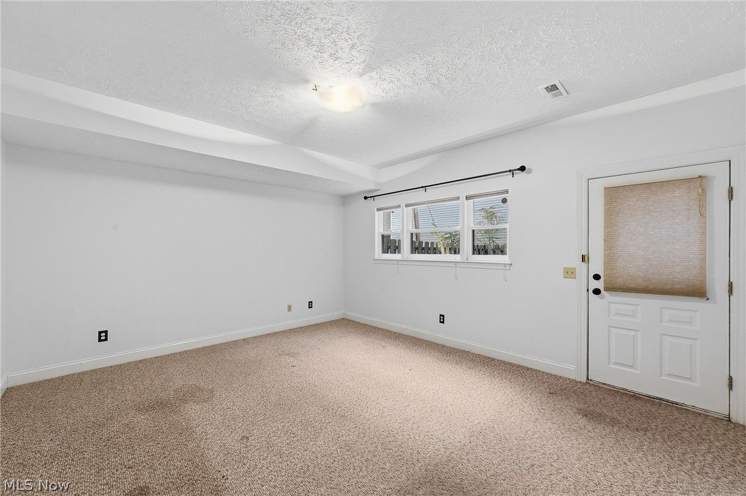 5502 Courtland Court Cleveland OH 44102