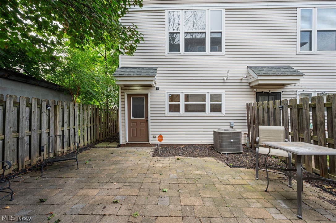 5502 Courtland Court Cleveland OH 44102