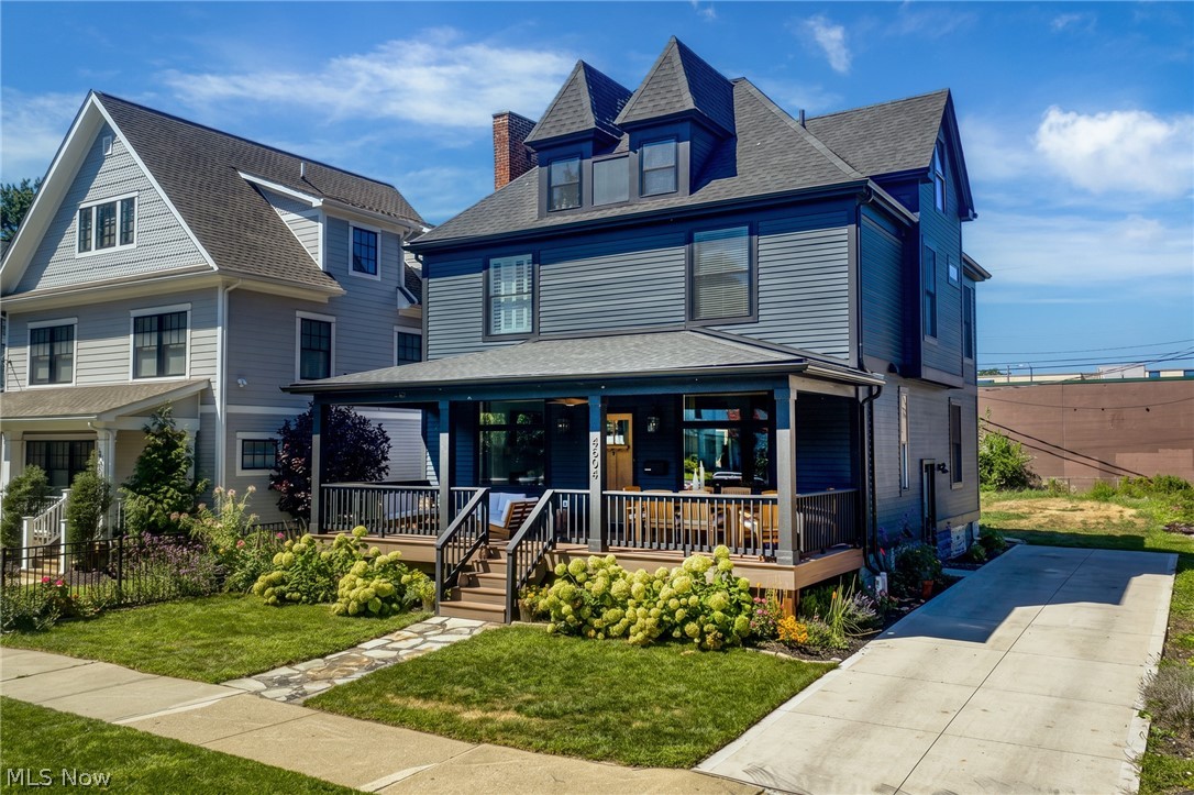 4604 Clinton Avenue Cleveland OH 44113