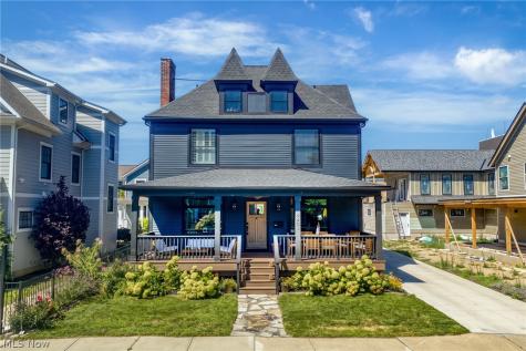 4604 Clinton Avenue Cleveland OH 44113