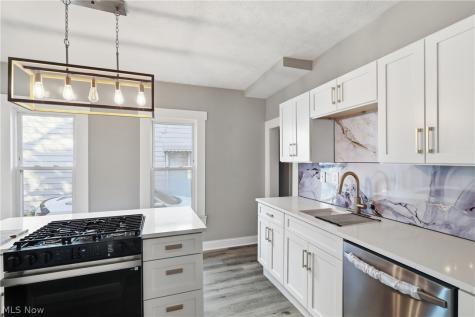 12701 Plover Street Lakewood OH 44107