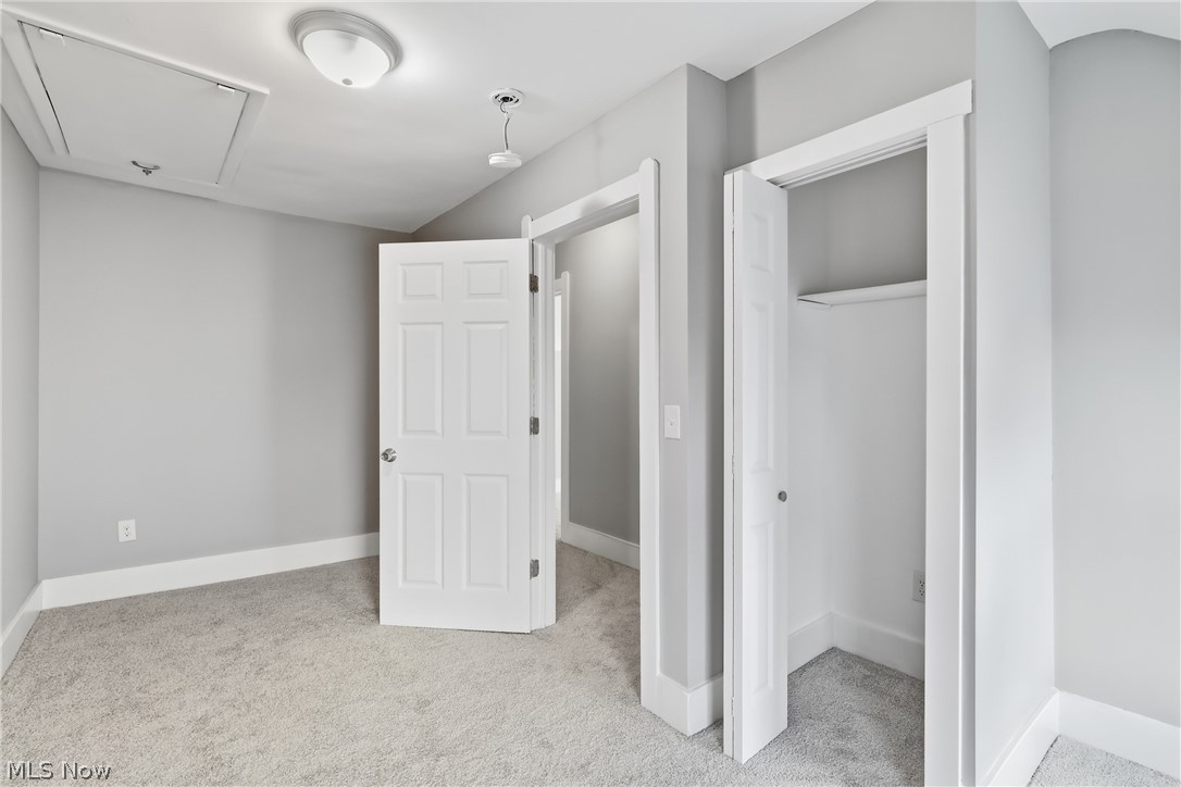 12701 Plover Street Lakewood OH 44107