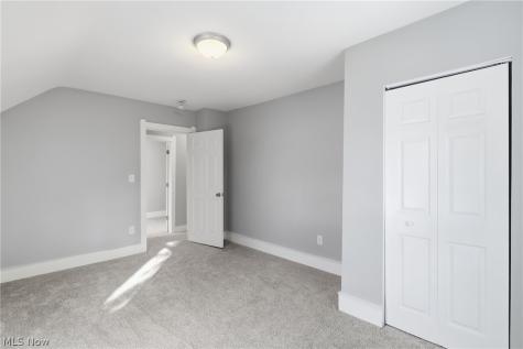 12701 Plover Street Lakewood OH 44107
