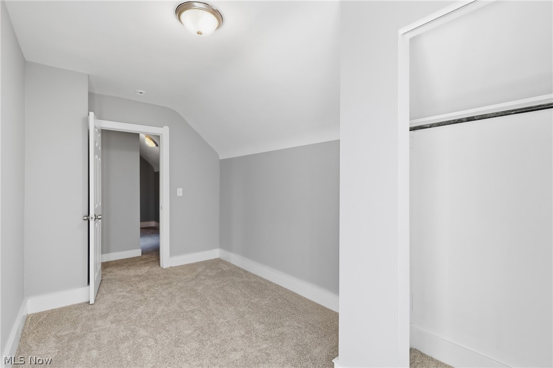 12701 Plover Street Lakewood OH 44107