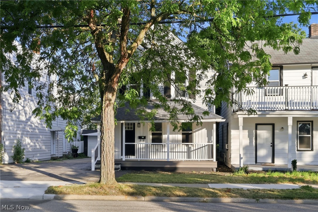 12701 Plover Street Lakewood OH 44107