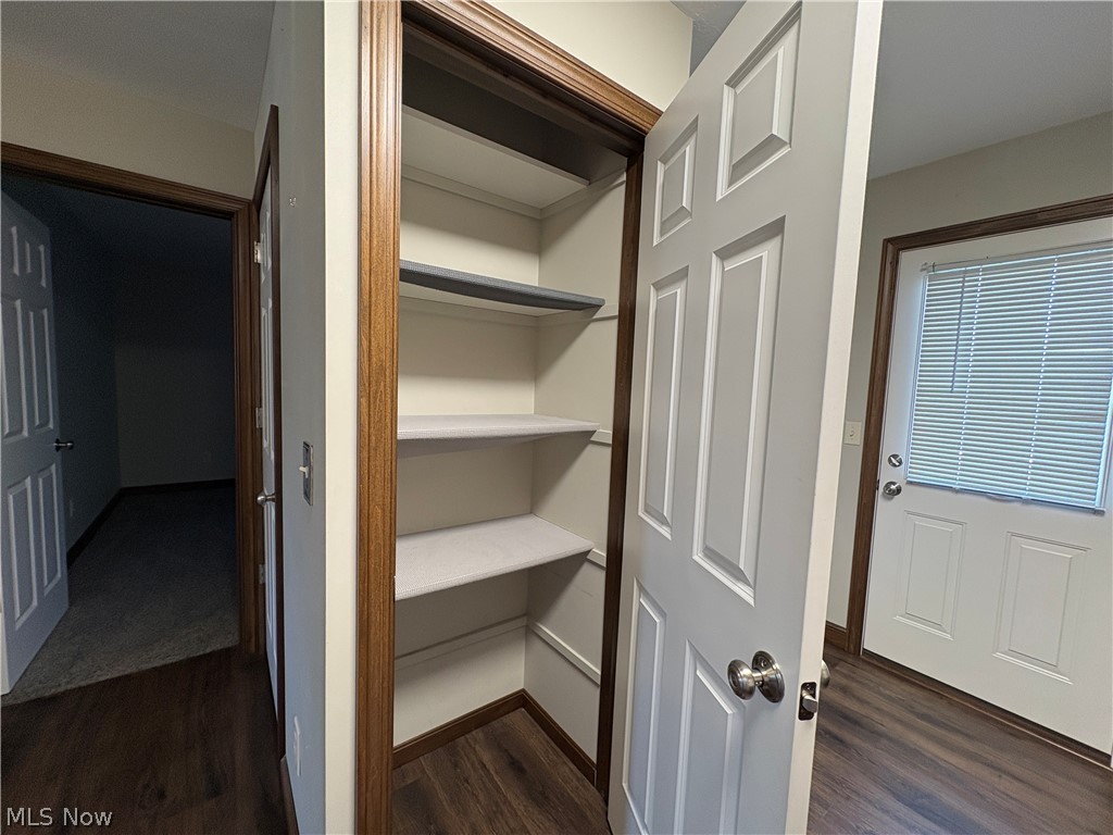 82 Pine Street Dover OH 44622