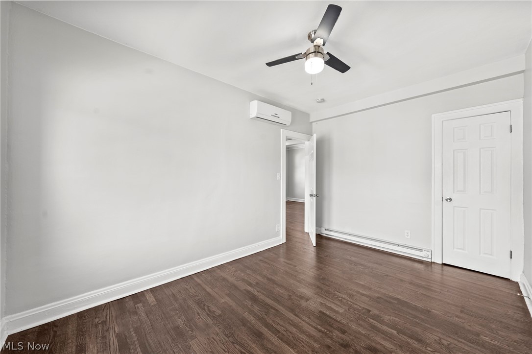 1385 Cranford Avenue Lakewood OH 44107