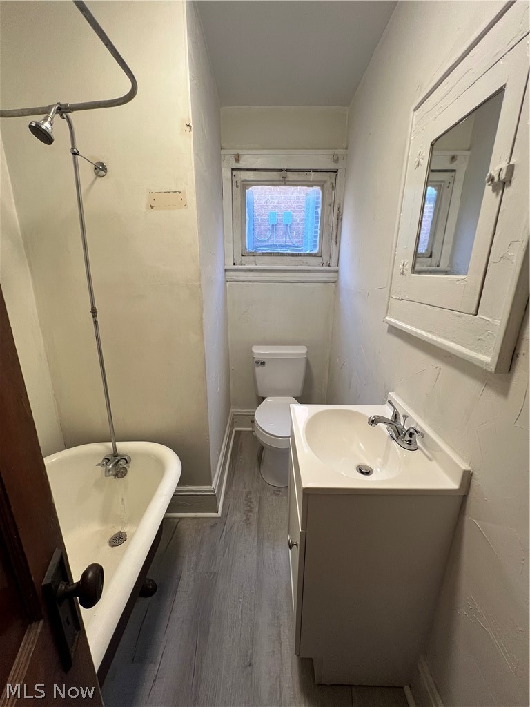 1742 Ford Avenue Akron OH 44305