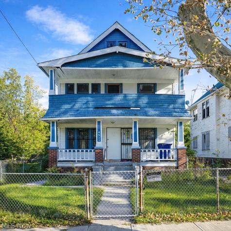 9529 Mount Auburn Avenue Cleveland OH 44104