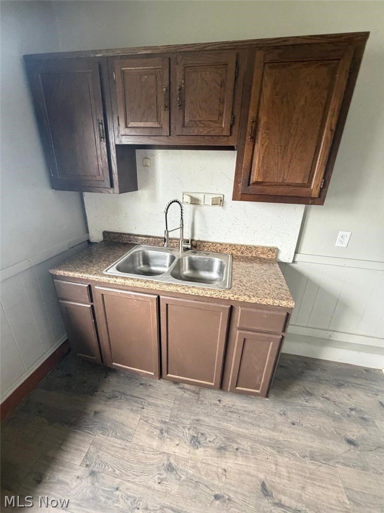 9529 Mount Auburn Avenue Cleveland OH 44104