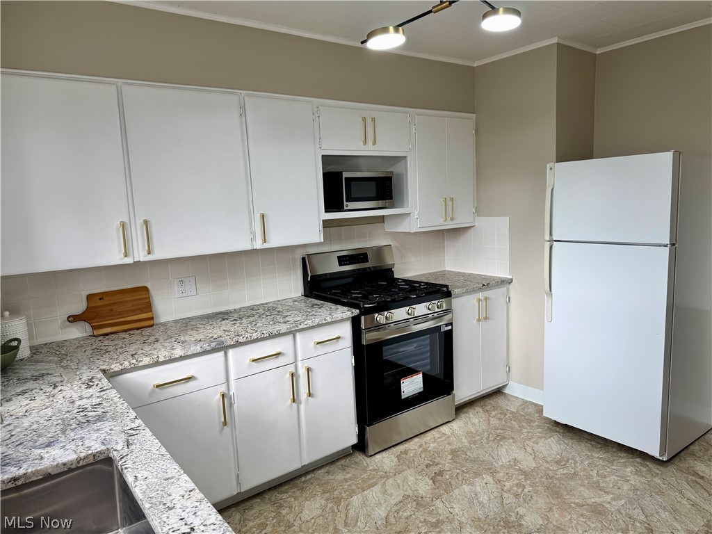 607 E Kline Street Girard OH 44420