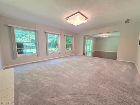 6960 Carriage Hill Drive Brecksville OH 44141