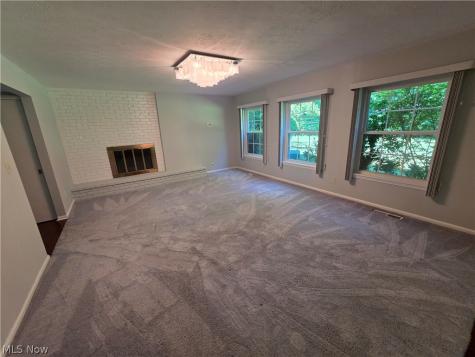 6960 Carriage Hill Drive Brecksville OH 44141