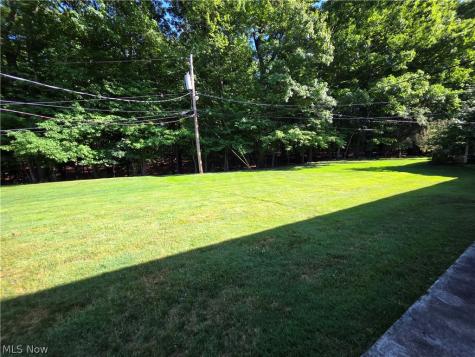 6960 Carriage Hill Drive Brecksville OH 44141