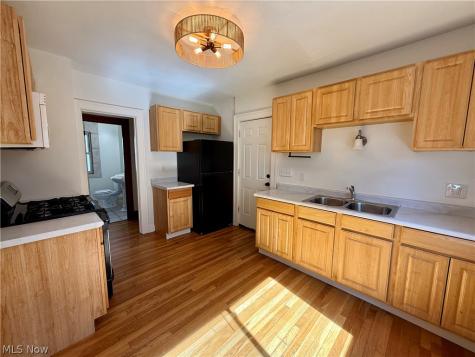 3579 Bosworth Road Cleveland OH 44111