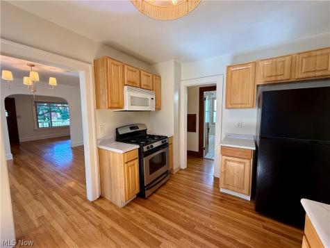 3579 Bosworth Road Cleveland OH 44111