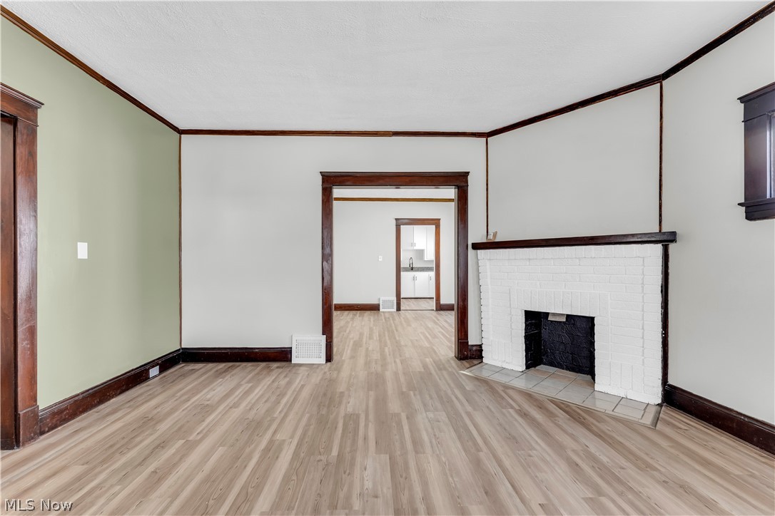 428 E 148th Street Cleveland OH 44110