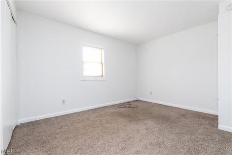 3905 Woodbine Cleveland OH 44113