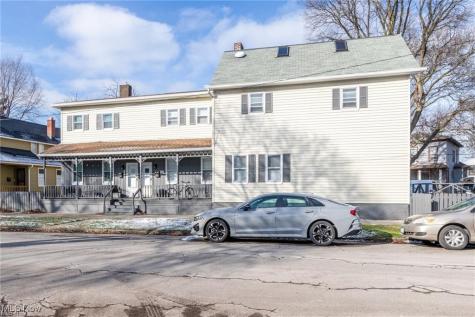 3905 Woodbine Cleveland OH 44113