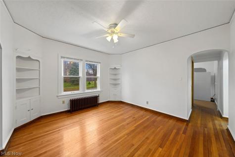 3850 Mayfield Road Cleveland Heights OH 44121