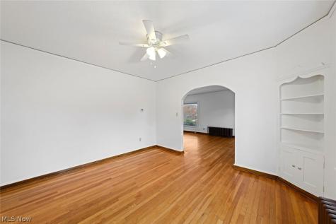3850 Mayfield Road Cleveland Heights OH 44121