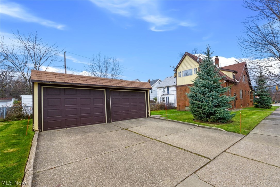 3850 Mayfield Road Cleveland Heights OH 44121