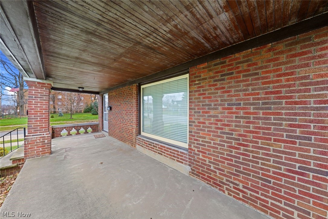 3850 Mayfield Road Cleveland Heights OH 44121