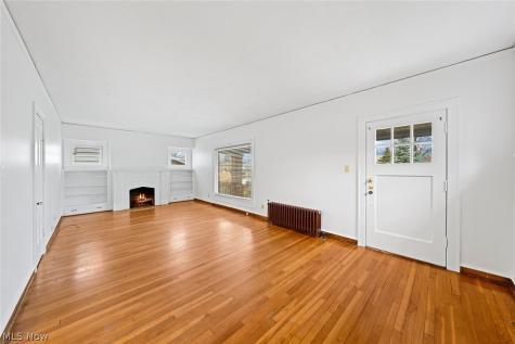 3850 Mayfield Road Cleveland Heights OH 44121