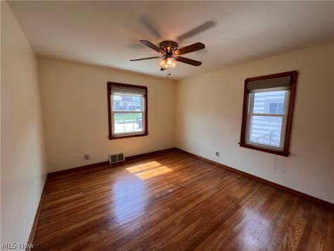 3006 Torrington Avenue Parma OH 44134