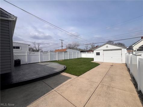 3006 Torrington Avenue Parma OH 44134