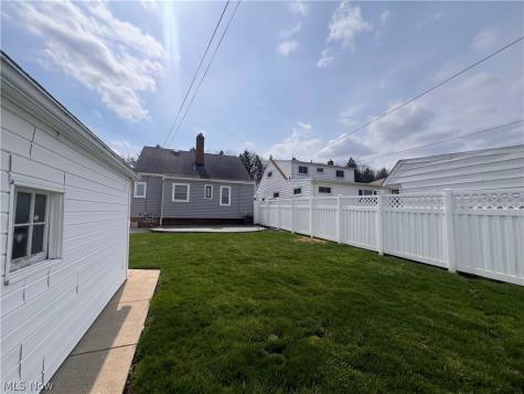 3006 Torrington Avenue Parma OH 44134