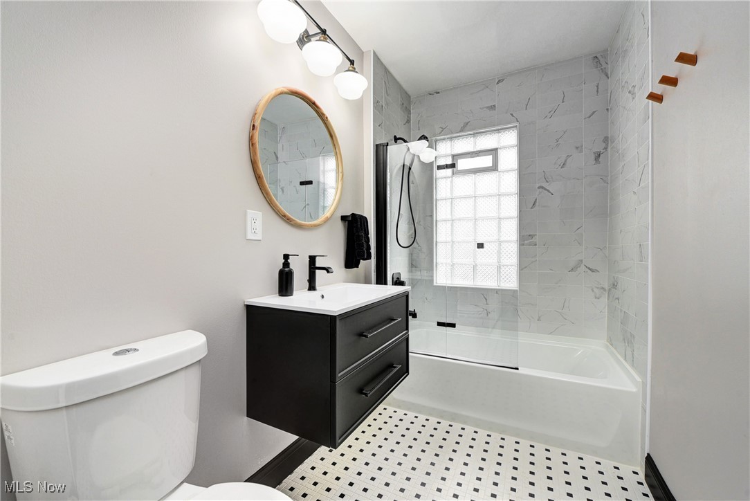 5702 Herman Avenue Cleveland OH 44102