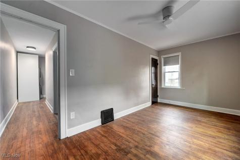 5702 Herman Avenue Cleveland OH 44102