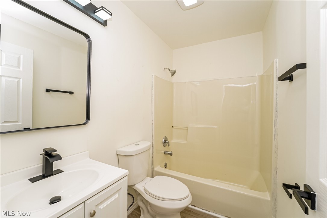 821 Nela View Road Cleveland Heights OH 44112