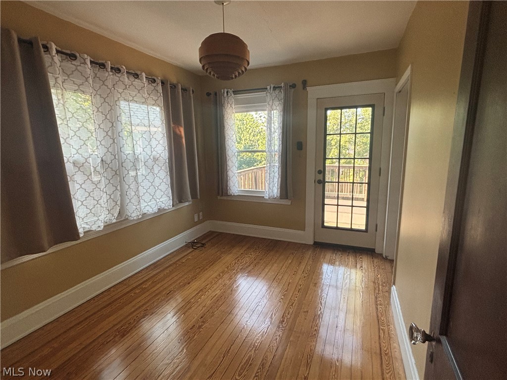 16522 Clifton Boulevard Lakewood OH 44107