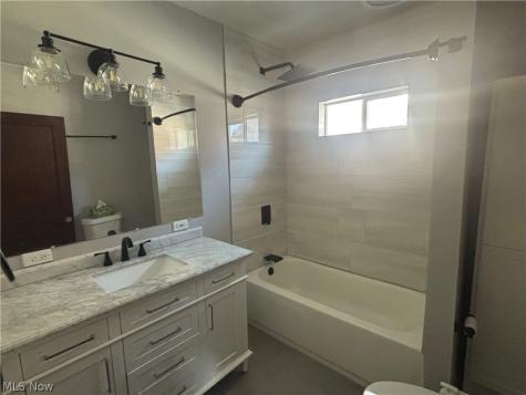 16522 Clifton Boulevard Lakewood OH 44107